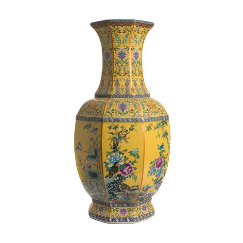 Vase jaune en porcelaine