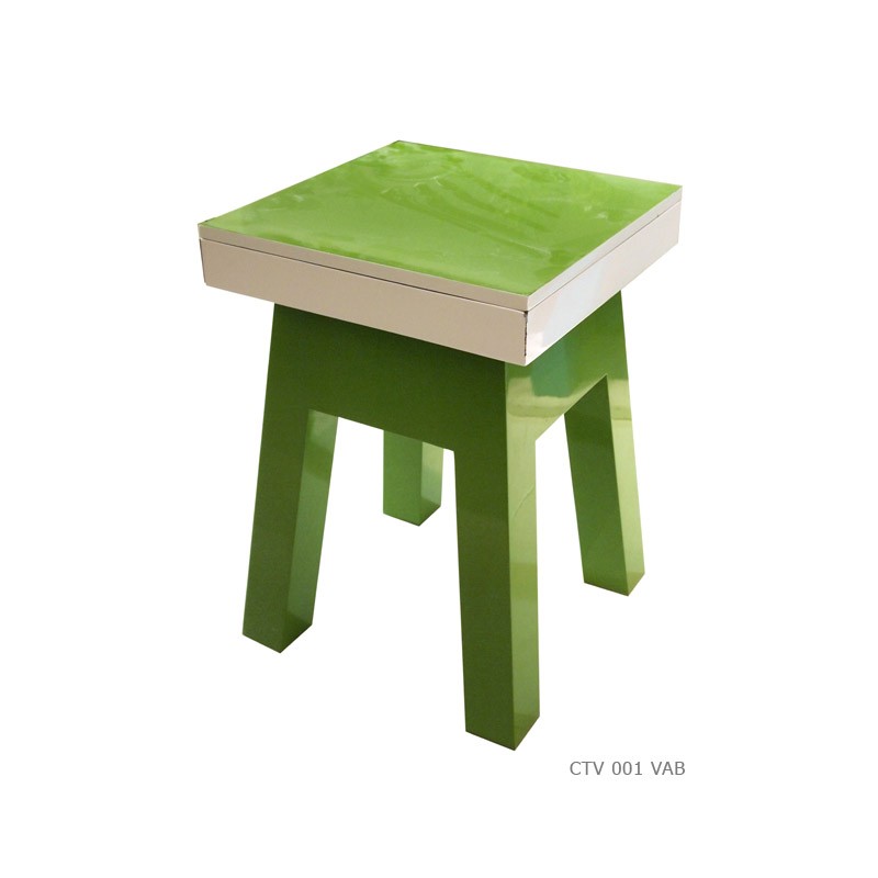 Stool lacquered green white