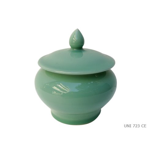 Porcelain celadon temple jar S