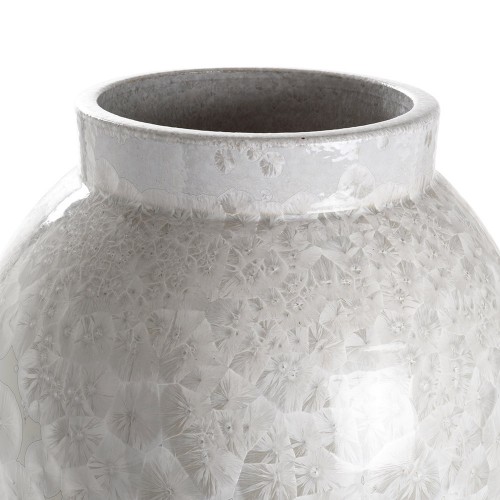 Round pearly vase