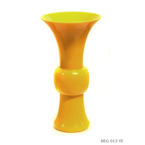 Yellow Gu inspired vase made of Peking glass