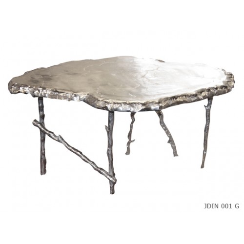 Table lac de metal 