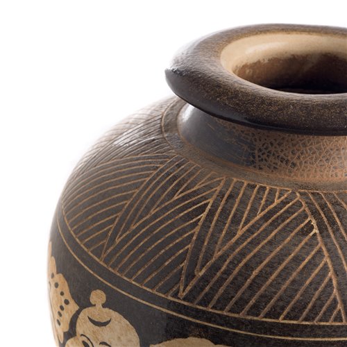 Vase round archaic brown white
