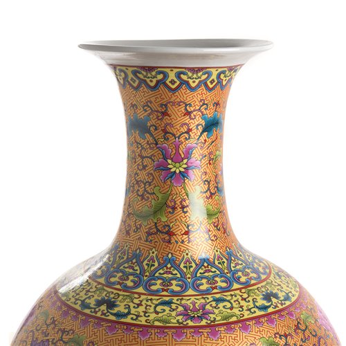 Vase long neck Qianlong yellow