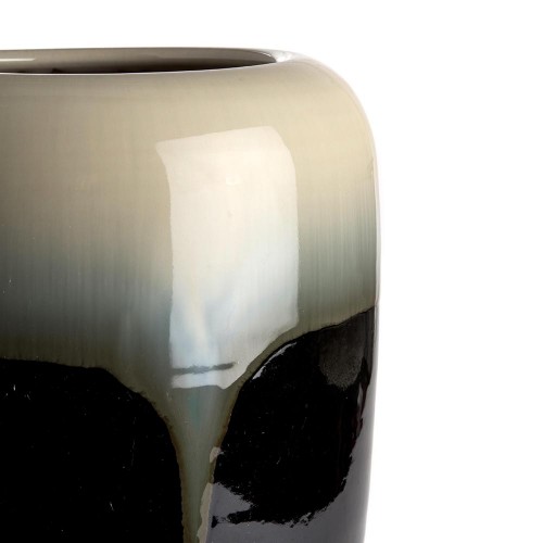 Vase round black reactive glazed
