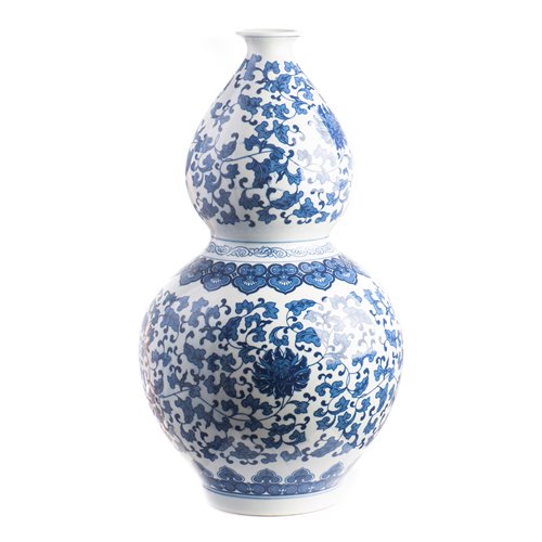 Gourd Vase Blue White