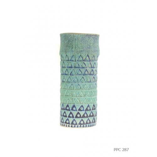 Vase motif triangles celadon
