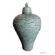 Vase meiping celadon sculpte