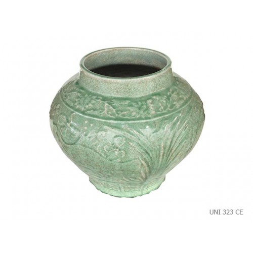 Vase carved celadon fish