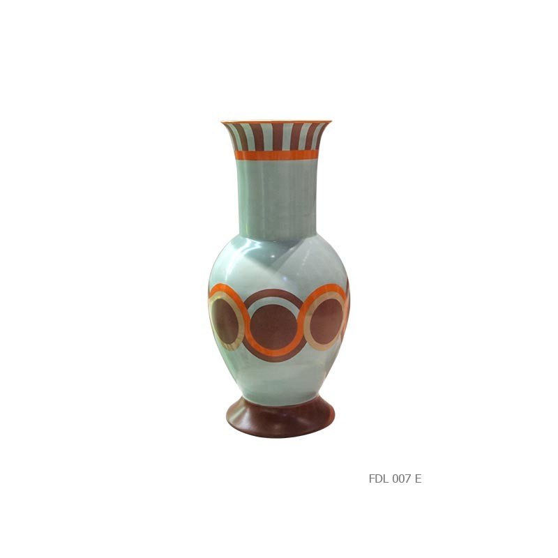 Vase classic orange snake