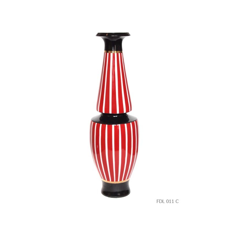 Long vase red stripes