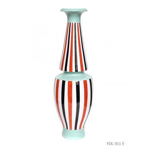 Long vase stripes