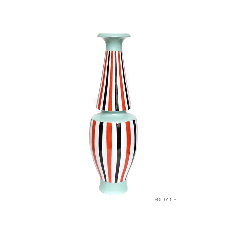 Long vase stripes