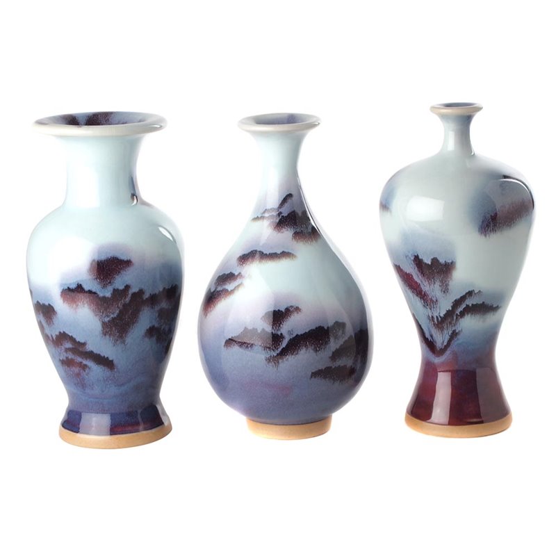 Set of 3 vases in clouds