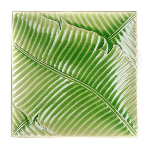 Leaf presentation plate green